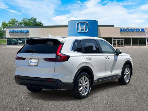 Used 2023 Honda CR-V EX image 4