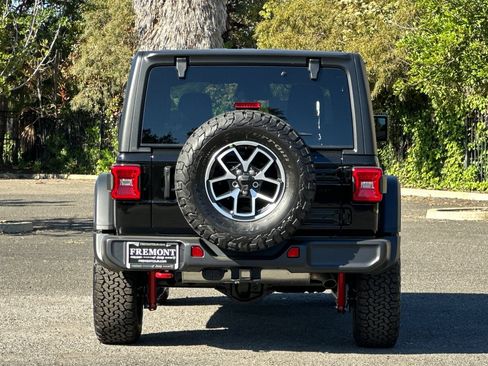 New 2026 Jeep Wrangler Unlimited Rubicon AWD/4WD image 4