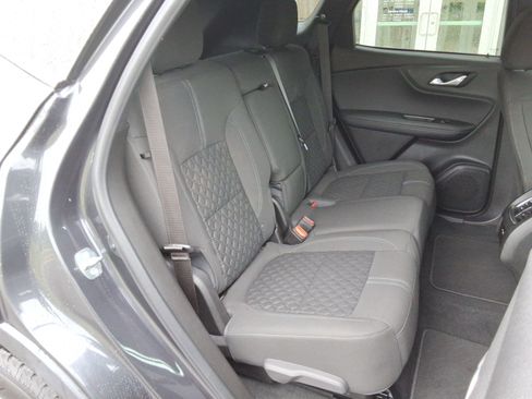 Used 2022 Chevrolet Blazer LT AWD/4WD image 32