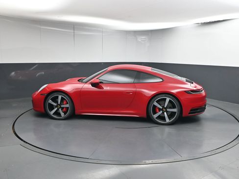Certified 2022 Porsche 911 Carrera S image 3