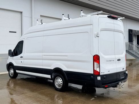 Used 2025 Ford Transit 250 148 High Roof Extended AWD w/ Load Area Protection Package image 3