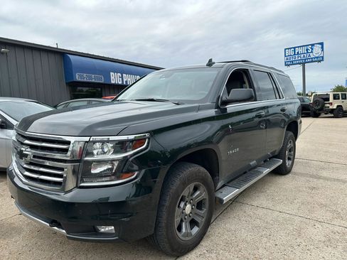 Used 2016 Chevrolet Tahoe LT w/ Luxury Package AWD/4WD image 3