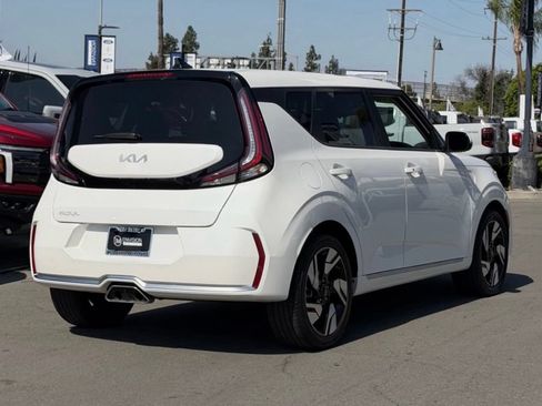 Used 2023 Kia Soul GT-Line w/ GT-Line Technology Package FWD image 10