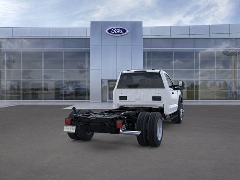 New 2025 Ford F450 XL w/ XL Chrome Package RWD image 8
