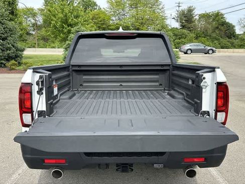 Used 2024 Honda Ridgeline Sport image 22