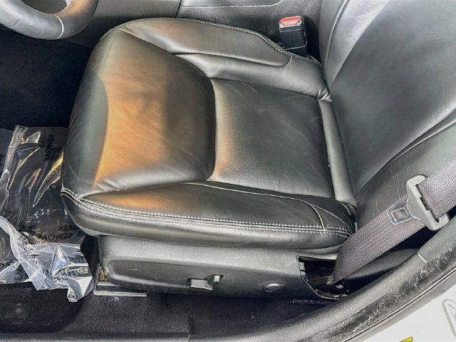 Used 2022 Chrysler 300 Touring L w/ Popular Equipment Group RWD image 19