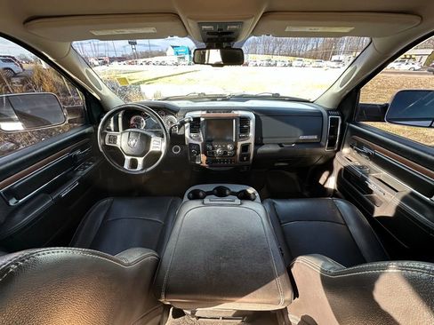 Used 2016 RAM 2500 Laramie image 9