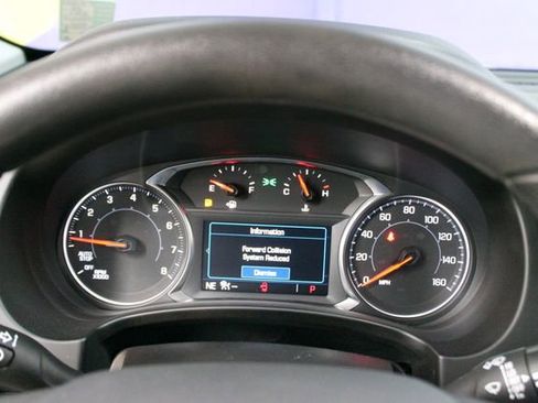 Used 2024 GMC Terrain SLE w/ Driver Convenience Package FWD image 18