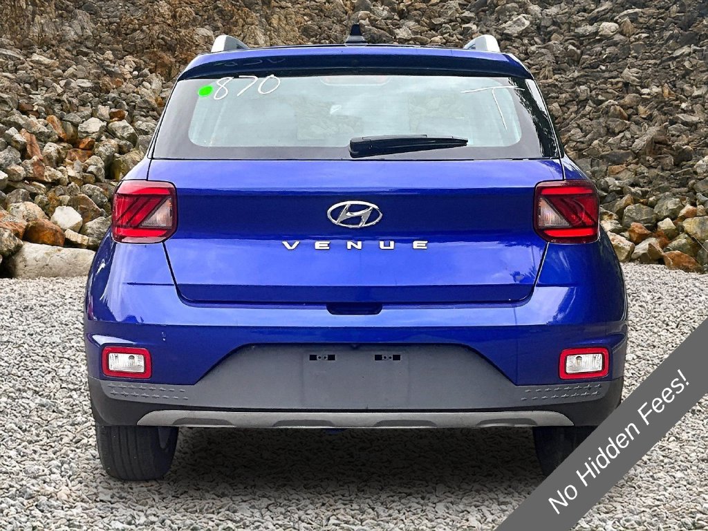 Used 2021 Hyundai Venue SEL FWD image 4