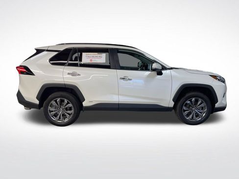 Certified 2022 Toyota RAV4 Limited AWD/4WD image 6
