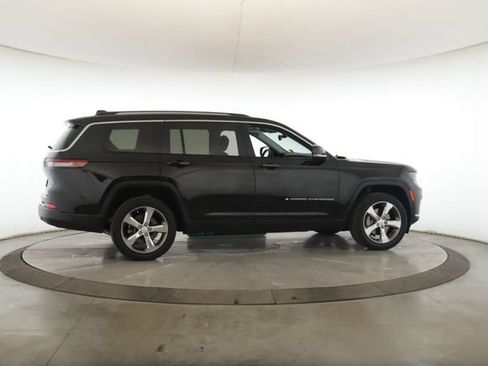 Used 2022 Jeep Grand Cherokee L Limited image 6