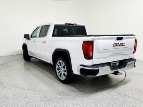 Used 2023 GMC Sierra 1500 SLT image 2