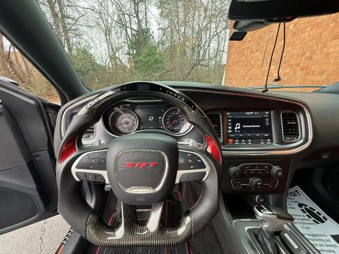 Used 2018 Dodge Charger R/T Scat Pack w/ Dynamics Package image 35
