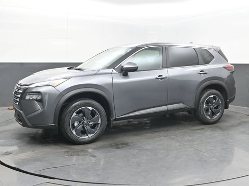 New 2026 Nissan Rogue SV image 4