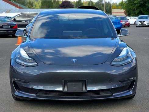 Used 2018 Tesla Model 3 Long Range AWD/4WD image 3