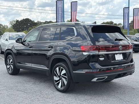 Used 2025 Volkswagen Atlas SEL AWD/4WD image 24