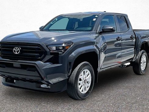 Used 2024 Toyota Tacoma SR AWD/4WD image 4