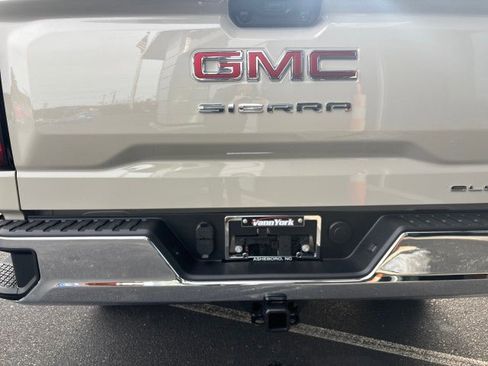New 2026 GMC Sierra 1500 SLE image 49