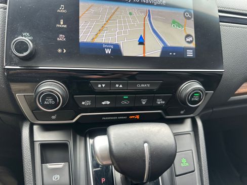 Used 2018 Honda CR-V Touring image 32
