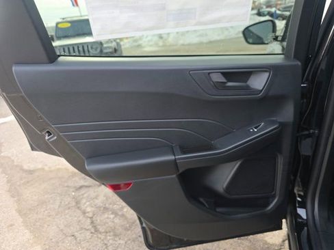 New 2026 Ford Escape Active FWD image 19