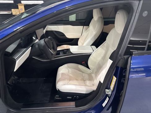 Used 2022 Tesla Model S Plaid AWD/4WD image 11