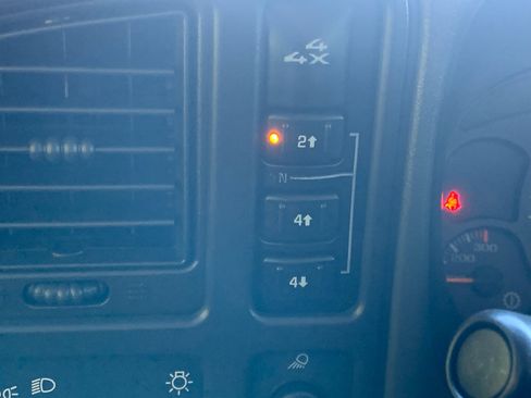 Used 2003 GMC Sierra 2500 SLT w/ SLT Preferred Equipment Group image 30