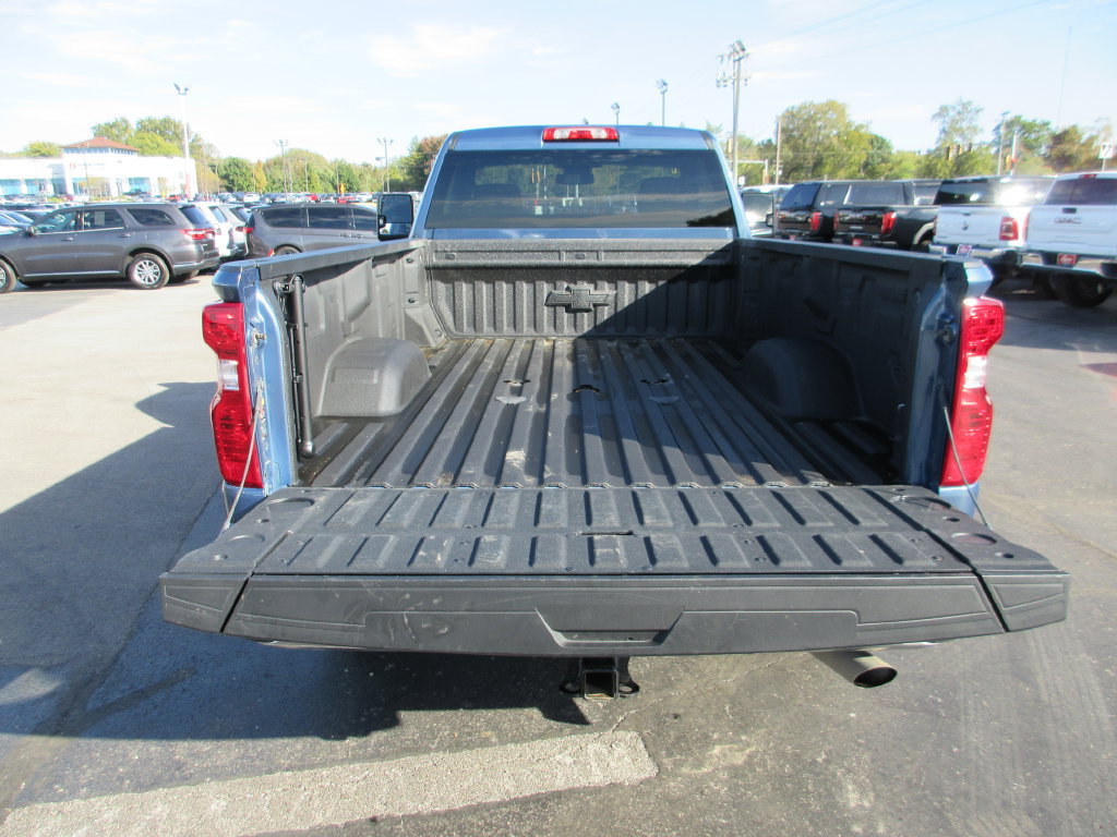 Certified 2025 Chevrolet Silverado 3500 LT AWD/4WD image 8