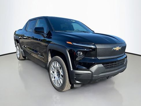 New 2026 Chevrolet Silverado EV W/T w/ LPO, Custom Package image 5