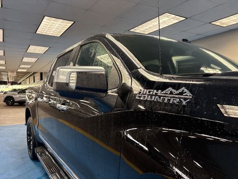 New 2026 Chevrolet Silverado 1500 High Country AWD/4WD image 4