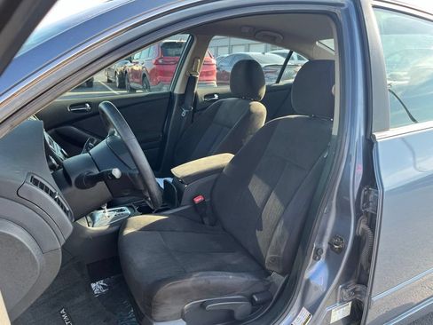 Used 2010 Nissan Altima 2.5 S FWD image 20