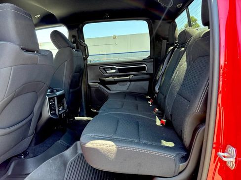 Used 2025 RAM 1500 Big Horn AWD/4WD image 21
