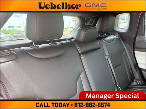 Used 2023 Jeep Compass Limited AWD/4WD image 5
