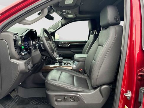 Certified 2024 Chevrolet Silverado 1500 LT Trail Boss w/ Convenience Package II image 20