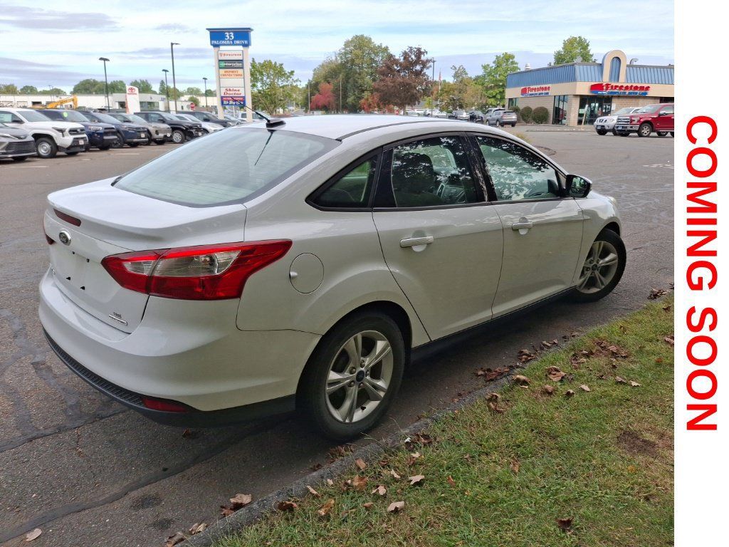Used 2013 Ford Focus SE FWD image 5