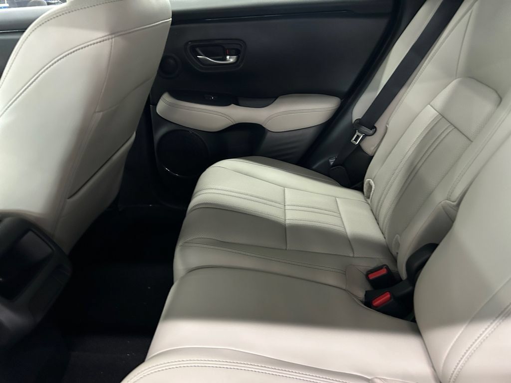 New 2027 Honda HR-V EX-L image 16