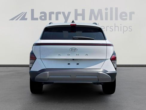 New 2026 Hyundai Kona SEL Premium FWD image 6