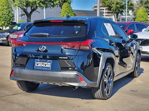 Used 2019 Lexus UX 200 image 7