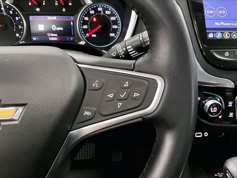 Used 2022 Chevrolet Equinox Premier AWD/4WD image 24