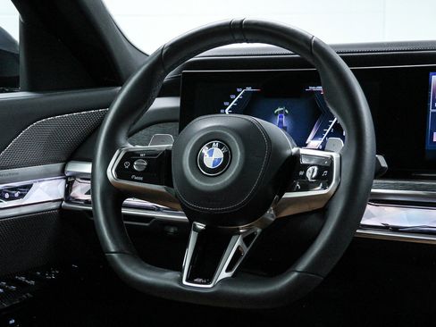 Certified 2023 BMW 740i RWD image 16