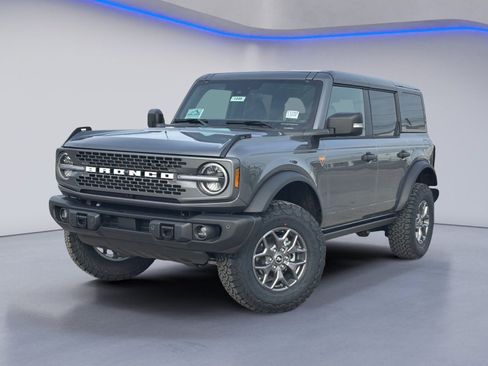New 2025 Ford Bronco Badlands AWD/4WD image 2