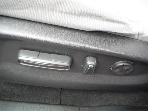 Used 2018 Honda CR-V EX image 17