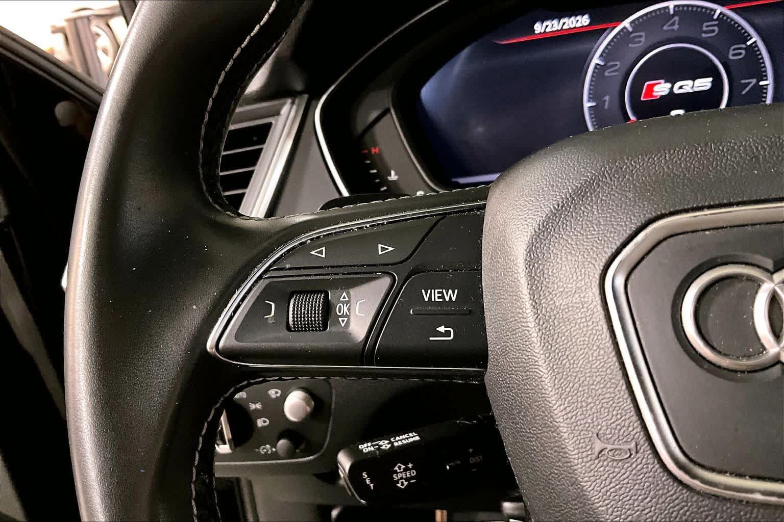 Used 2018 Audi SQ5 Prestige AWD/4WD image 23