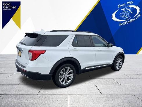 Certified 2023 Ford Explorer XLT w/ Equipment Group 202A image 3