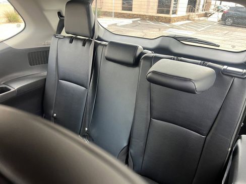 Used 2025 Toyota Grand Highlander FWD image 17