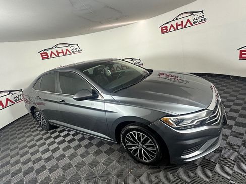 Used 2020 Volkswagen Jetta SE FWD image 11