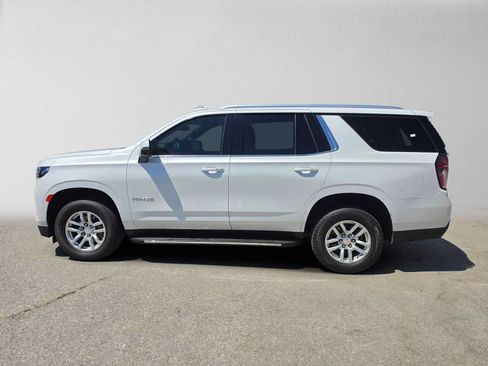 Used 2022 Chevrolet Tahoe LT w/ Luxury Package RWD image 6
