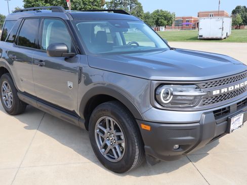 Used 2025 Ford Bronco Sport Big Bend w/ Convenience Package AWD/4WD image 3