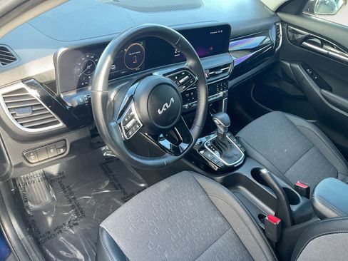 Used 2024 Kia Seltos S image 17