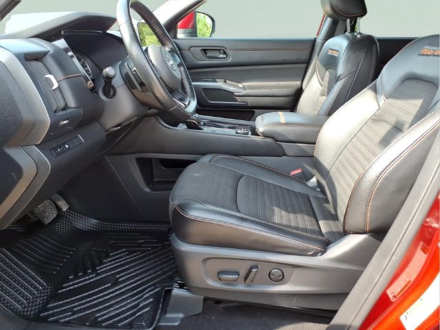 Used 2023 Nissan Pathfinder Rock Creek AWD/4WD image 19