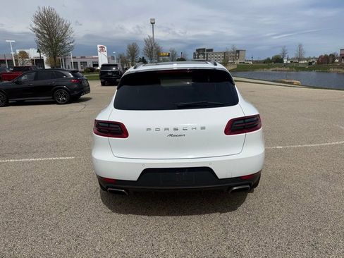 Used 2018 Porsche Macan AWD/4WD image 3